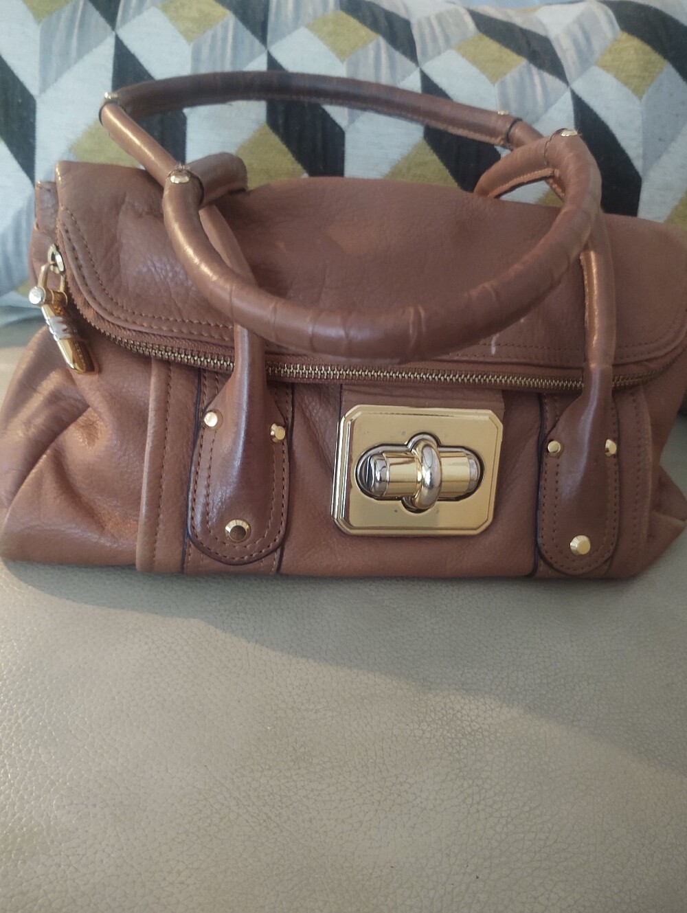 B. Makowsky Vintage Tan Turn lock Leather Satchel Handbag